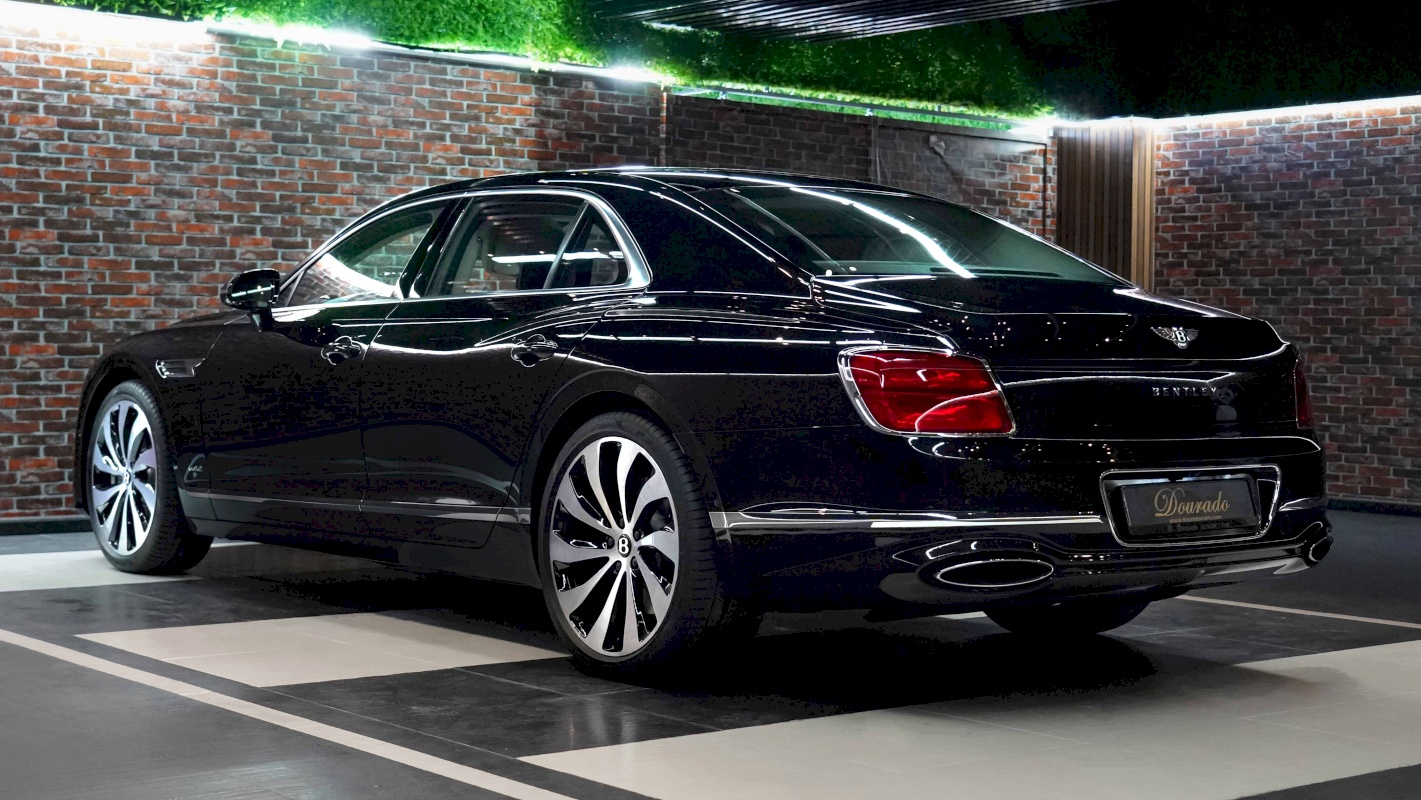 Bentley Flying Spur | 6.0L-W12 Engine | Brand New | 2023 | Full Option  