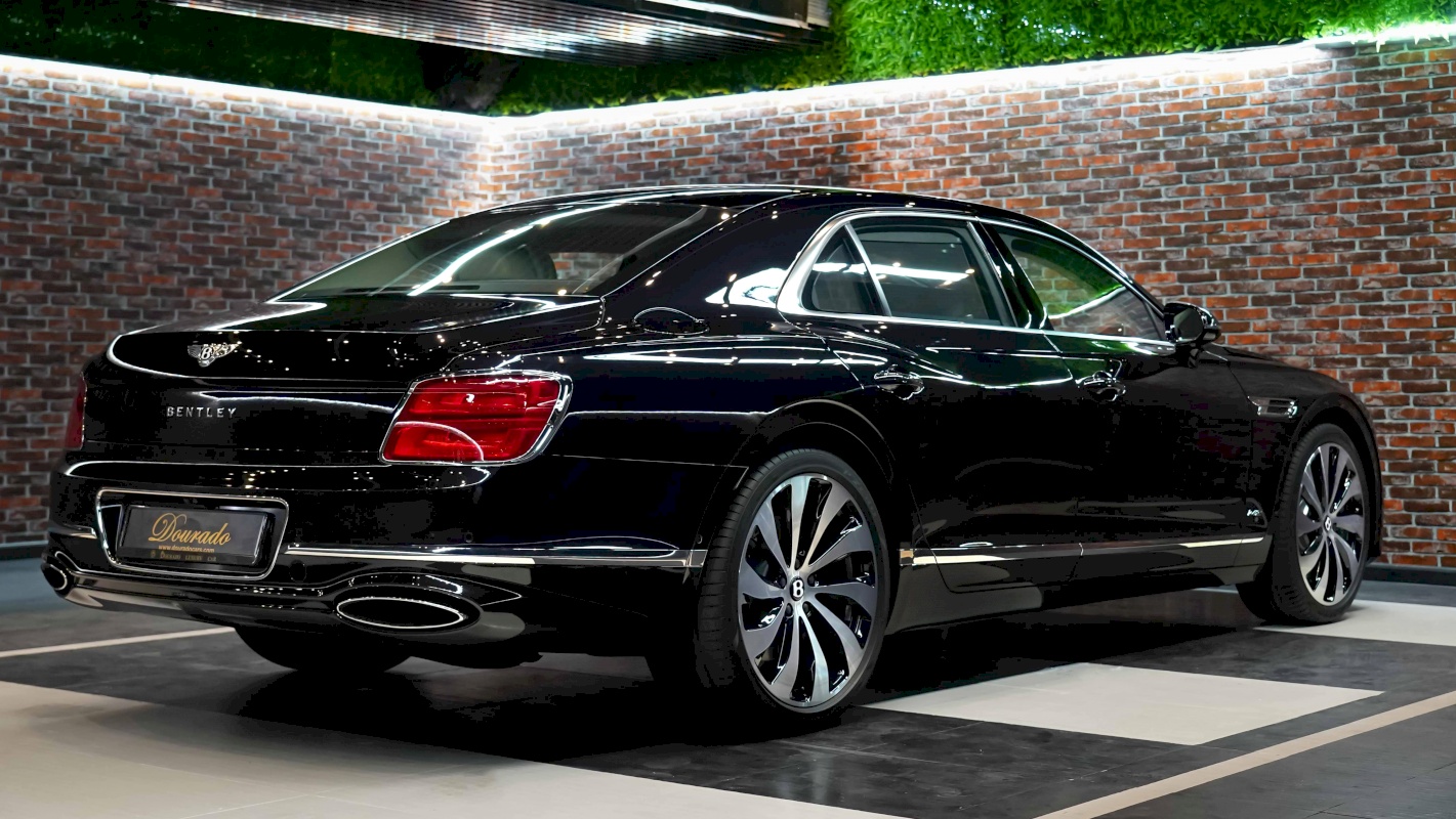 Bentley Flying Spur | 6.0L-W12 Engine | Brand New | 2023 | Full Option  