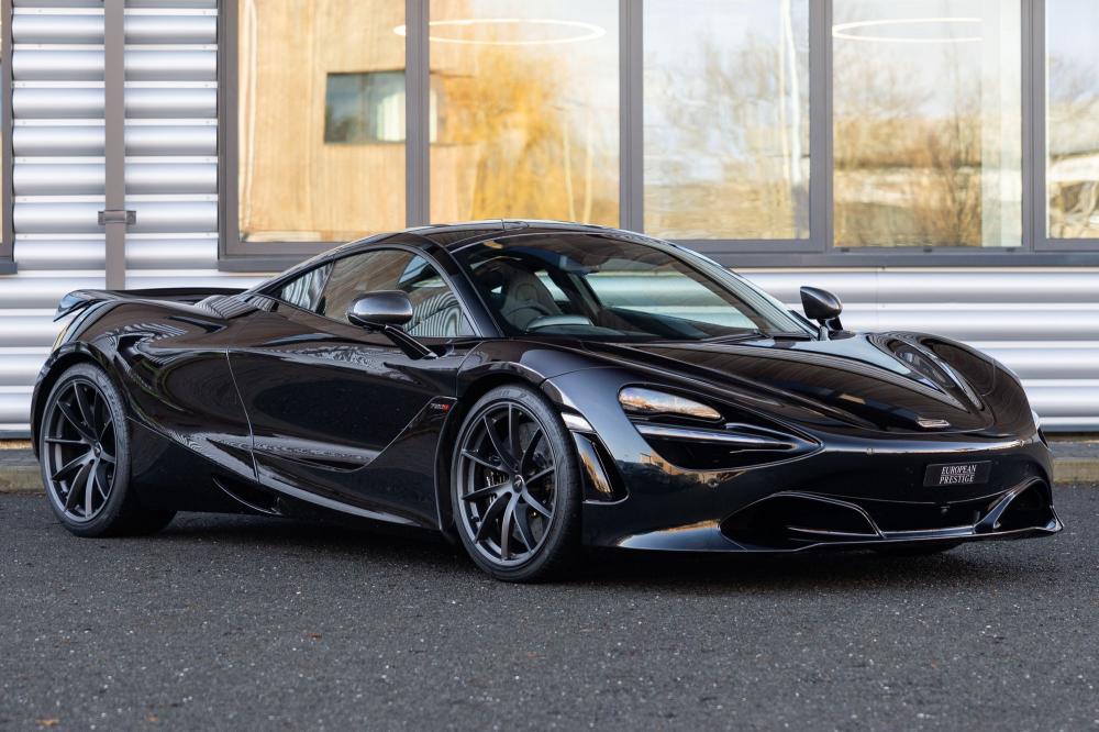 2022 McLaren 720S