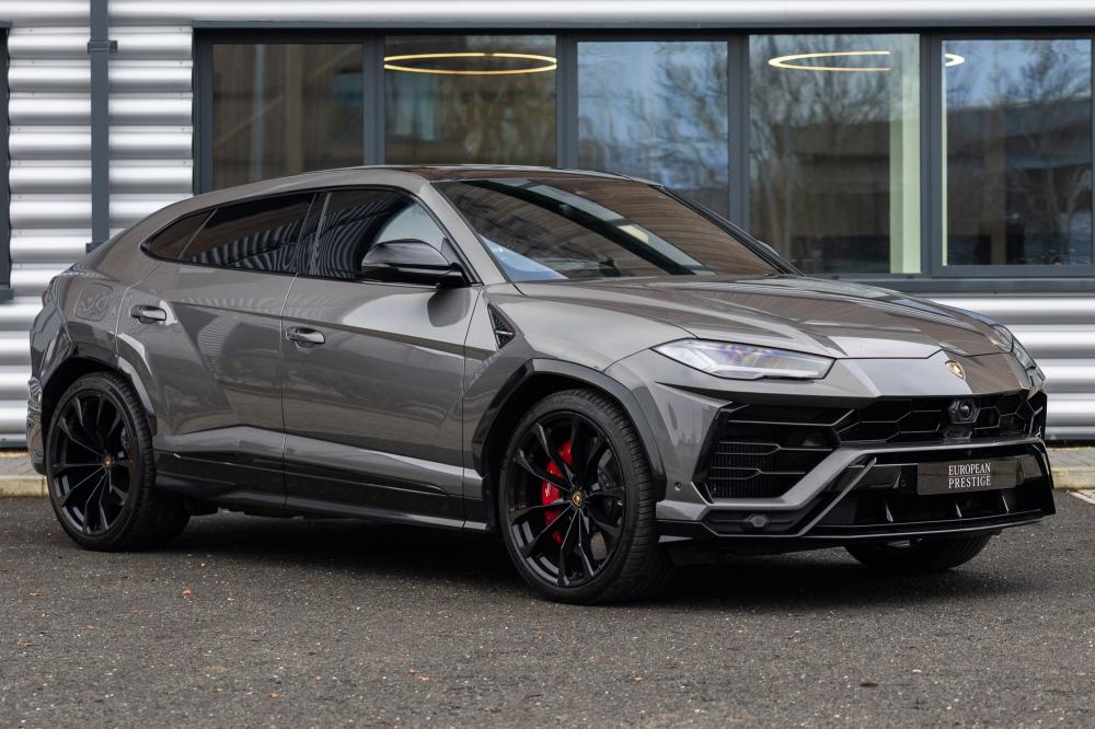 2022 Lamborghini Urus