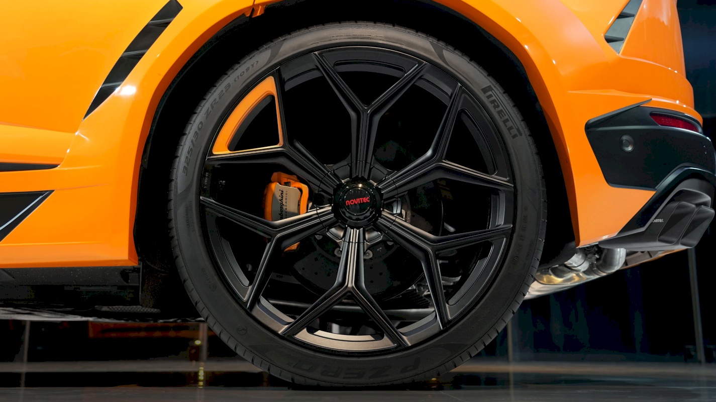 Lamborghini Urus | Novitec Edition | Full Carbon | 782 HP | 2023 | Price on Request