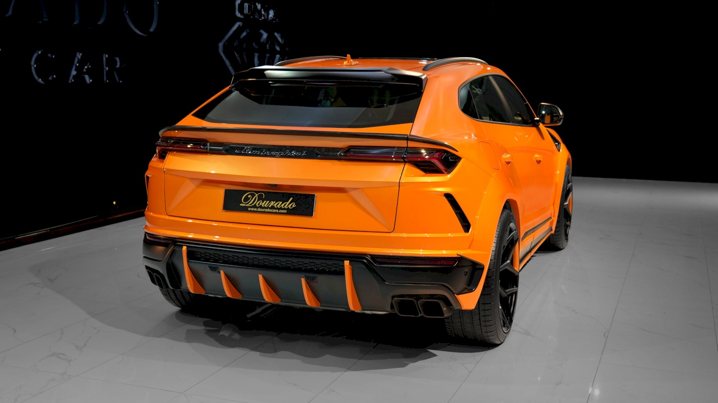 Lamborghini Urus | Novitec Edition | Full Carbon | 782 HP | 2023 | Price on Request