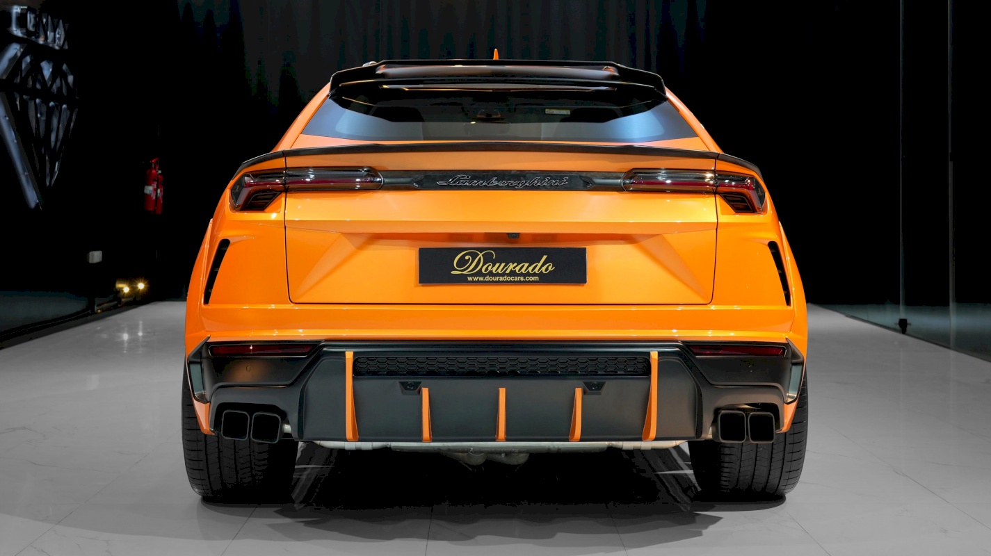 Lamborghini Urus | Novitec Edition | Full Carbon | 782 HP | 2023 | Price on Request