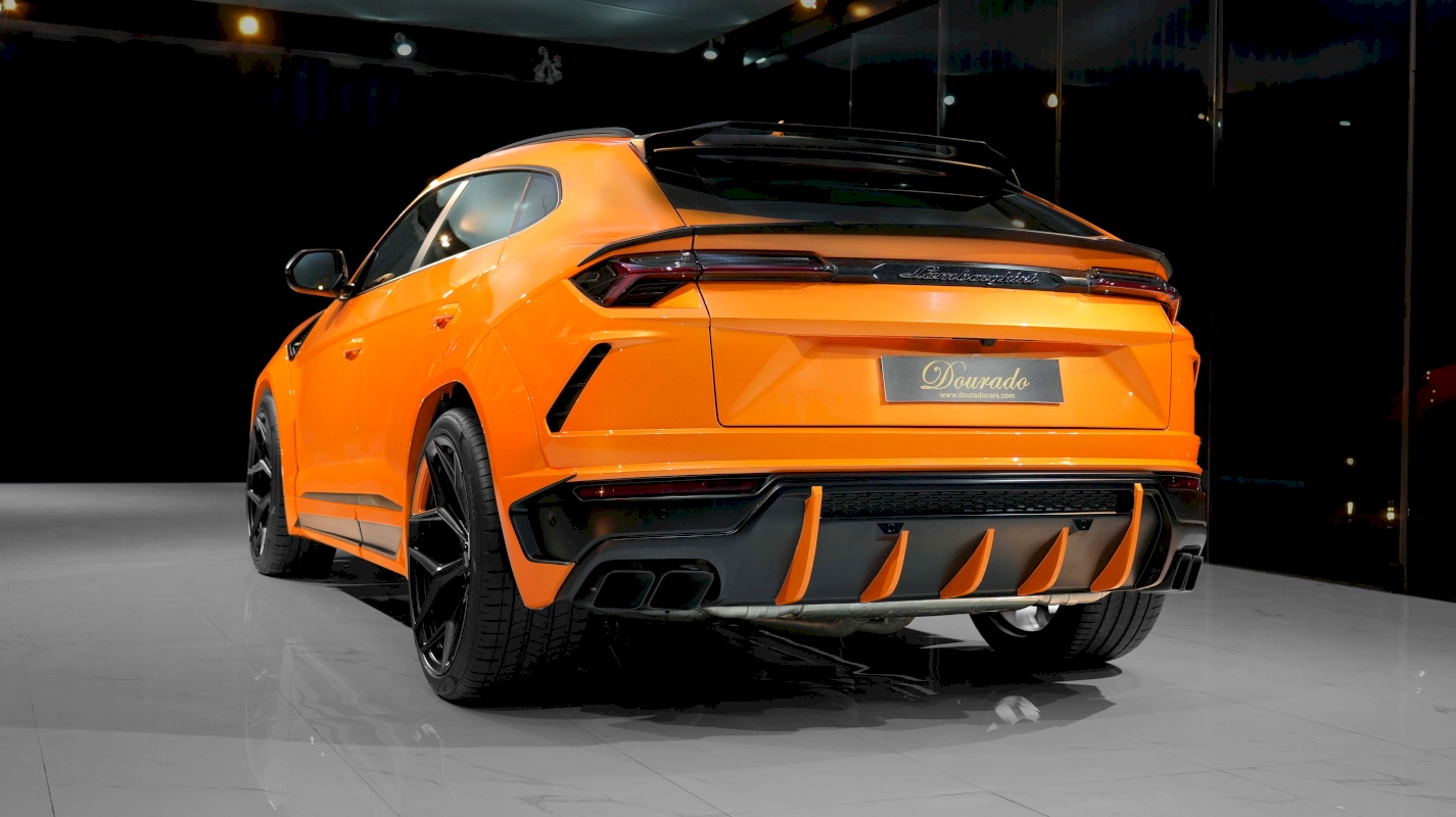 Lamborghini Urus | Novitec Edition | Full Carbon | 782 HP | 2023 | Price on Request