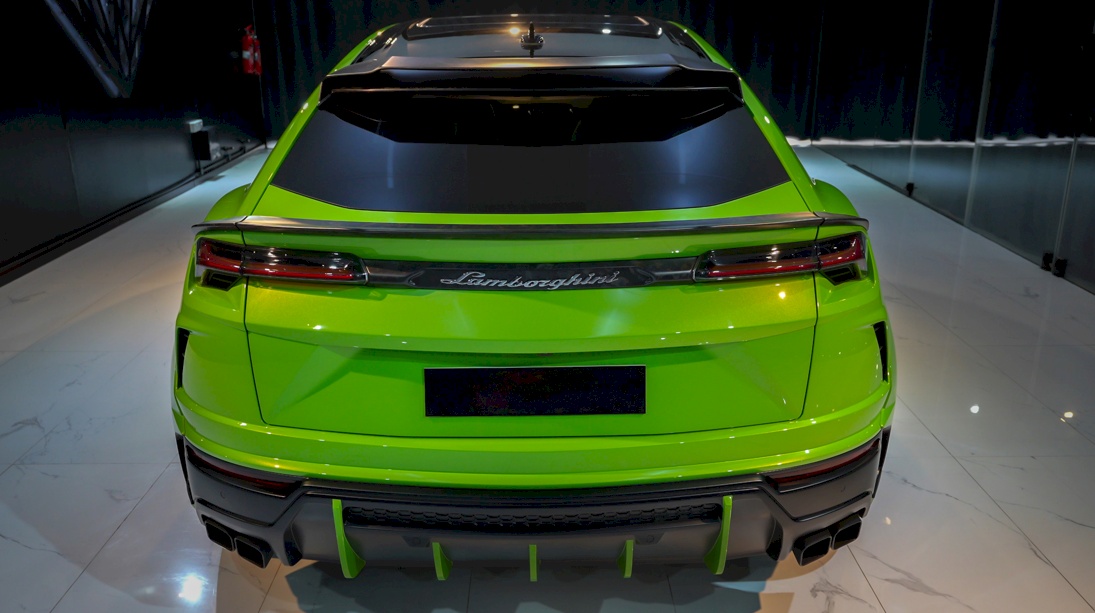 Lamborghini Urus Capsule | Novitec Edition | Full Carbon | Brand New | 2021 | Price on Request