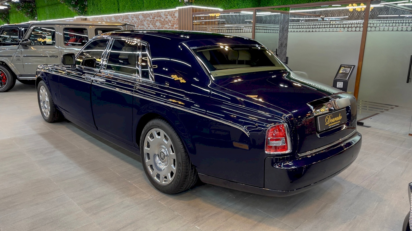 Rolls Royce Phantom Extended | Luxury Sedan Assembly Goodwood  