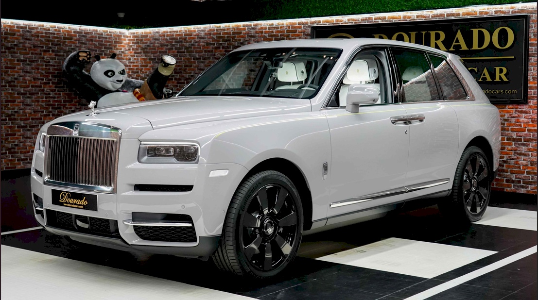 Rolls Royce Cullinan | Silver Badge | Full Option | Price on Request