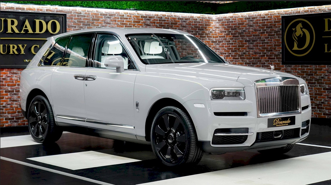 Rolls Royce Cullinan | Silver Badge | Full Option | Price on Request