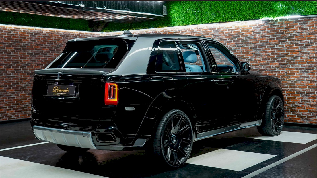 Rolls-Royce Cullinan | Black Badge | Novitec Spofec Kit | Price on Request