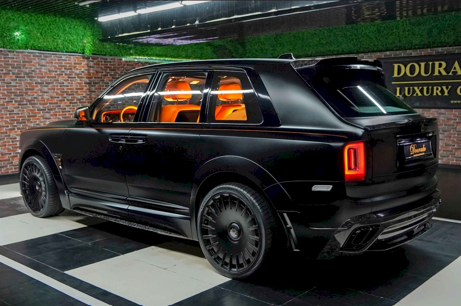 Rolls Royce Cullinan | Onyx Concept | Price on Request